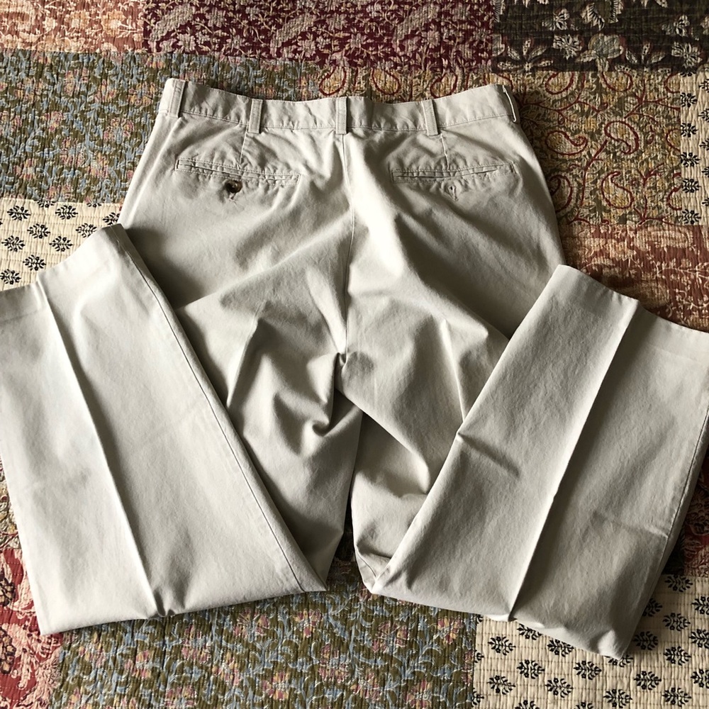 🪵 L.L. Bean Tan Chinos 🌲